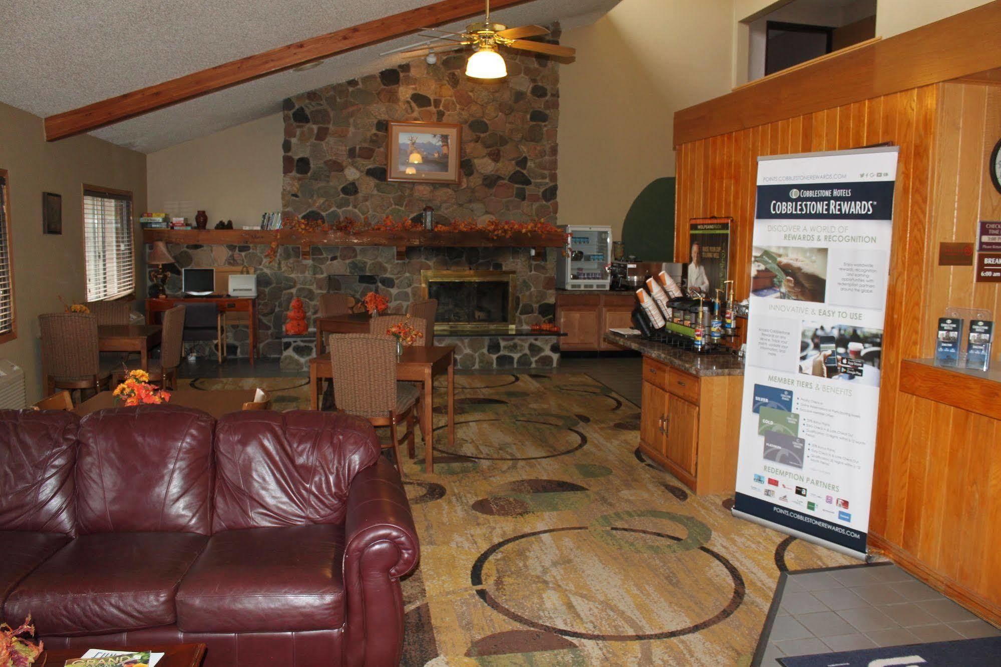 Boarders Inn And Suites By Cobblestone Hotels - Ripon Buitenkant foto